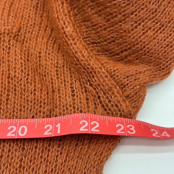 Women’s Rita Bene Italian made Sweater Rust/Orange - Picture 6 of 10